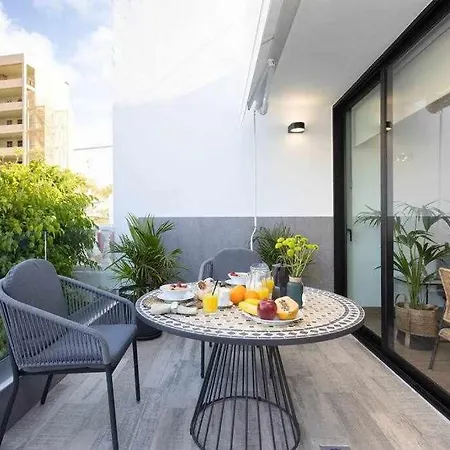 Sunnyland Playa Americas 아파트 *